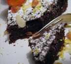 Čokoládová torta s mandľami