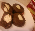 Kakaový mufin s tvarohom